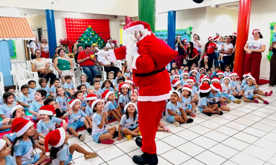 Campanha Papai Noel dos Correios é lançada  em creche de Rio Branco  