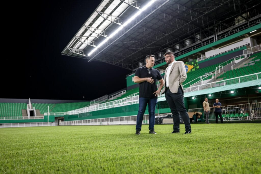 Santa Cruz do Acre e Flamengo: mais de 10 mil pessoas são esperadas para amistoso, que marca reabertura do Arena da Floresta